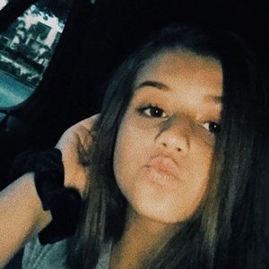 Meet your Posher, Violet